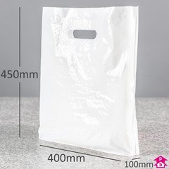 White Carrier Bag - Medium (400mm wide x 450mm high x 30 micron thickness, 100mm bottom gusset)