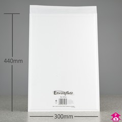 Fluted Paper Envelope - Medium Parcel - 300mm wide x 440mm long, 70/25 gsm (weight: 31.68g)